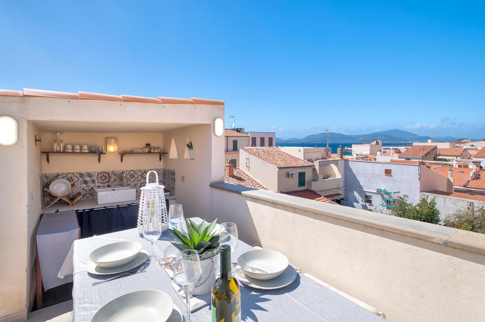 Terrazza Del Convento - Cozy Apartment With Seeview Private Terrace Alghero Exterior foto